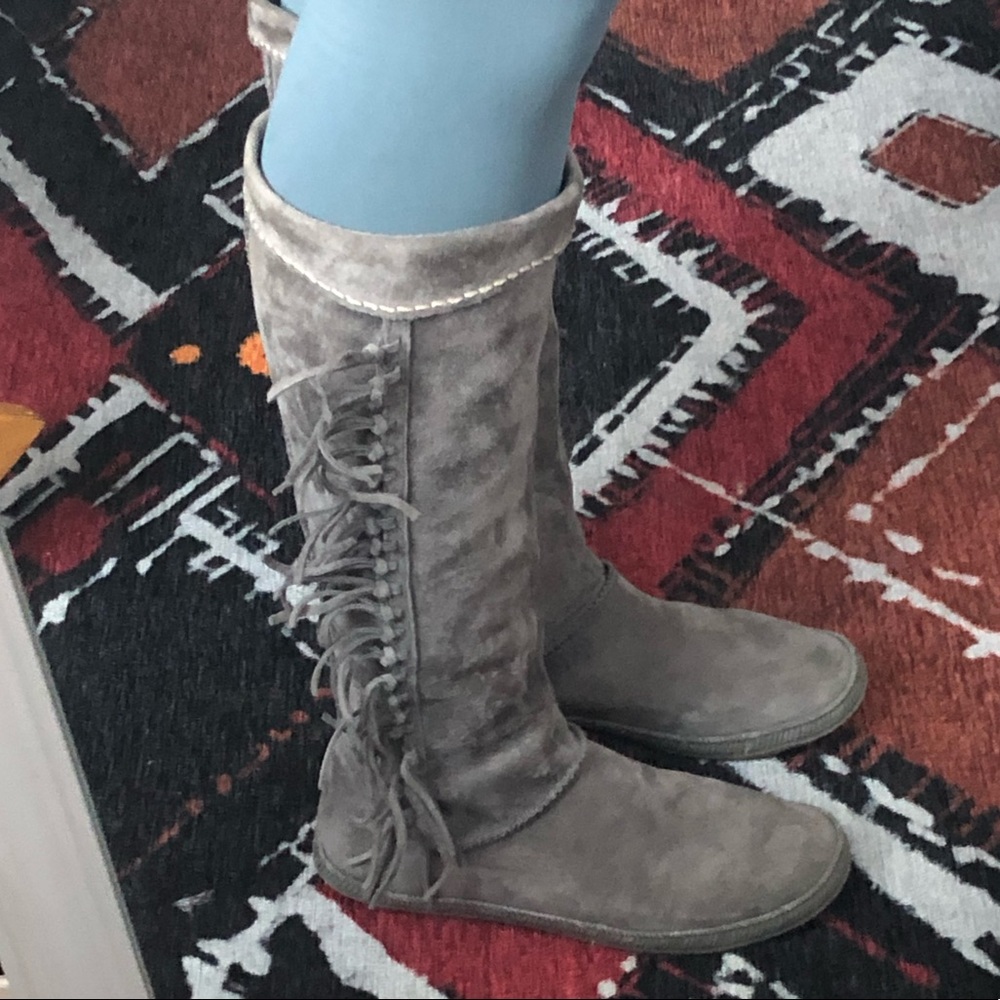 Ugg Fringe Boots